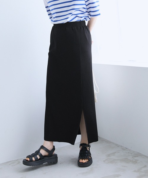 Chaco closet（チャコ クローゼット）の「リブセルフカットスリットナロースカート（スカート・レディース・アイボリー/オリーブ/ネイビー/ブラック/ダークブラウン・FREE）」の21枚目の写真