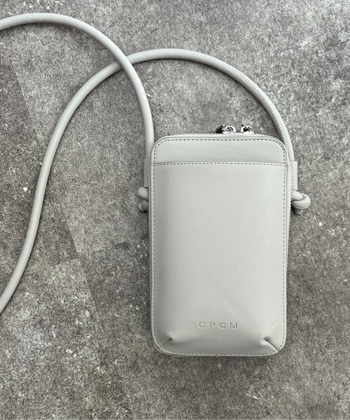 CPCM(シーピーシーエム)の「フェイクレザージップモバイルショルダー(スマホグッズ・メンズ・アイボリー/グリーン/ブラック・FREE)」の11枚目の写真