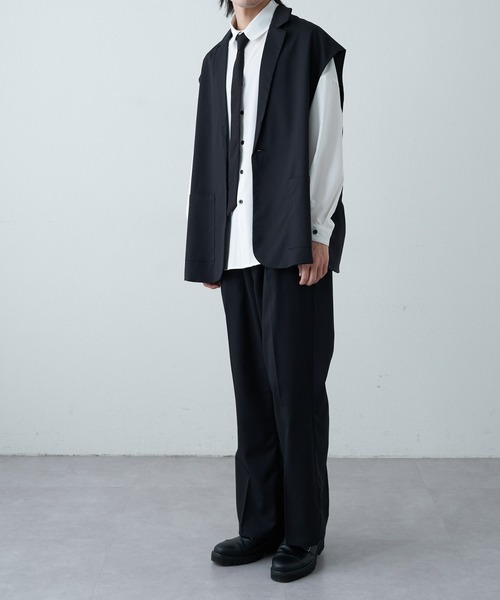 COLONY 2139（コロニートゥーワンスリーナイン）の「WEB/一部店舗限定 テーラードジレ（ベスト・メンズ・アイボリー/ブラック・X-LARGE/MEDIUM/LARGE）」の5枚目の写真