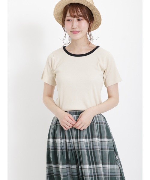 Samansa Mos2(サマンサ モスモス)の「テレコ襟配色半袖カットソー(Tシャツ/カットソー・レディース・ブラック/グリーン/オフホワイト/キナリ・フリ-)」の6枚目の写真