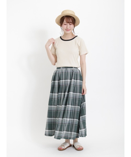 Samansa Mos2(サマンサ モスモス)の「テレコ襟配色半袖カットソー(Tシャツ/カットソー・レディース・ブラック/グリーン/オフホワイト/キナリ・フリ-)」の7枚目の写真