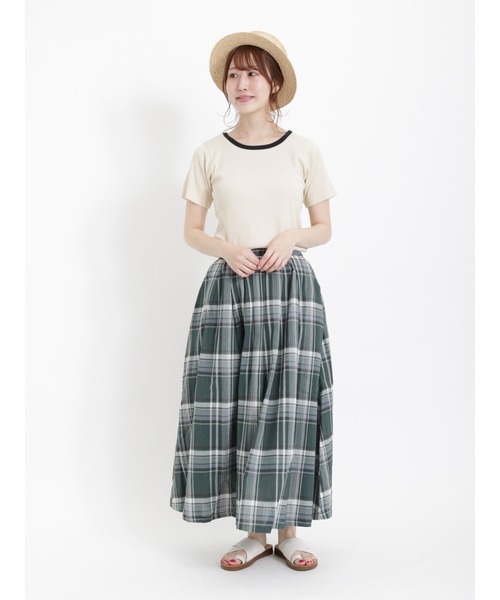 Samansa Mos2(サマンサ モスモス)の「テレコ襟配色半袖カットソー(Tシャツ/カットソー・レディース・ブラック/グリーン/オフホワイト/キナリ・フリ-)」の8枚目の写真