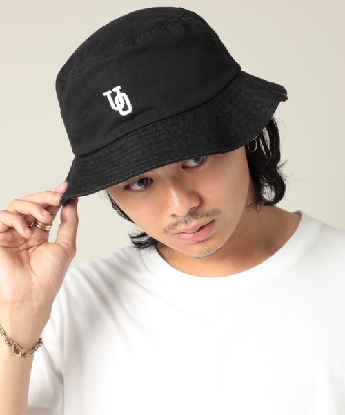 UNIVERSAL OVERALL(ユニバーサルオーバーオール)の「【UNIVERSAL OVERALL】UOロゴ刺繍 バイカラーコットンバケットハット バケハ DS1494 YMY(ハット・メンズ・グレー/ブルー/ブラック/グリーン/ホワイト/ブラウン/グレー系その他2/グリーン系1・FREE)」の2枚目の写真