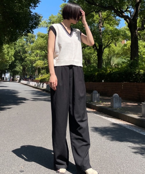 SEN TOKYO（セントーキョー）の「劇的にあか抜け。バイカラーVネックサマーニットベスト（ベスト・レディース・グリーン/ブラック/パープル・FREE）」の5枚目の写真