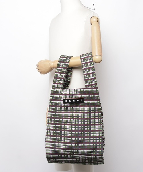 未使用に近い⚪︎MARNI⚪︎ マルニ ファブリック トートバッグ MARNI マルニ バッグ ショッピングトートバッグ ペーパー