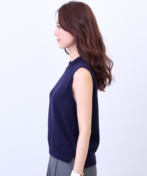 Rouge vif（ルージュヴィフ）の「ニットベスト（ニット/セーター・レディース・ネイビー/ホワイト/グレー・FREE）」の4枚目の写真