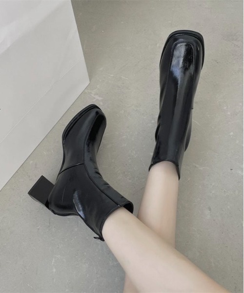Burner(バーナー)の「【OKUOKU 0909】ショートブーツ oku-shoes-680961633199-50 MC(ブーツ・レディース・ホワイト/ブラック・38/39/36)」の1枚目の写真
