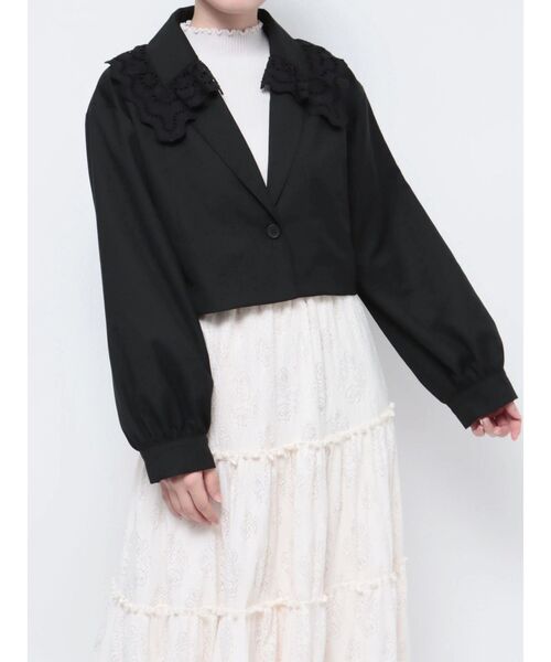 merry jenny（メリージェニー）の「レースカラーショートジャケット（テーラードジャケット・レディース・ブルー/アイボリー/ブラック・FREE）」の2枚目の写真