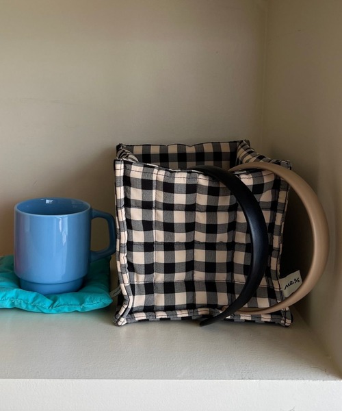 Me%(ミィパーセント)の「パフィーBOXケース M 973064(その他雑貨・レディース・ピンク/グリーン/その他/ブラック・FREE)」の2枚目の写真