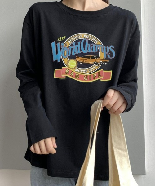 BASQUE magenta（バスクマゼンタ）の「ヴィンテージカーロゴデザインビッグシルエットロンT（Tシャツ/カットソー・レディース・ホワイト/ブラック・FREE）」の2枚目の写真