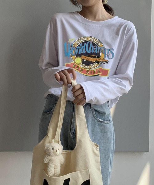 BASQUE magenta（バスクマゼンタ）の「ヴィンテージカーロゴデザインビッグシルエットロンT（Tシャツ/カットソー・レディース・ホワイト/ブラック・FREE）」の6枚目の写真