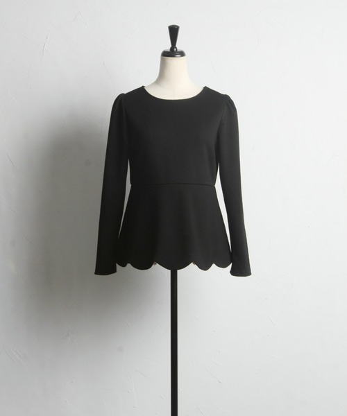 &. NOSTALGIA（アンドドットノスタルジア）の「【ZOZO限定】スカラップペプラムトップス（Tシャツ/カットソー・レディース・ブラック/アイボリー・FREE）」の5枚目の写真