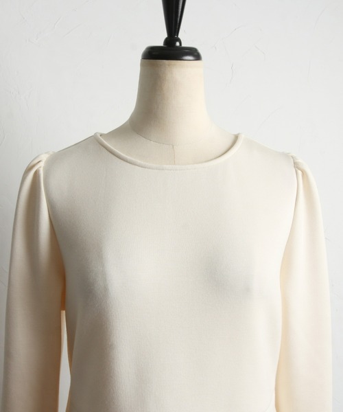 &. NOSTALGIA（アンドドットノスタルジア）の「【ZOZO限定】スカラップペプラムトップス（Tシャツ/カットソー・レディース・ブラック/アイボリー・FREE）」の9枚目の写真