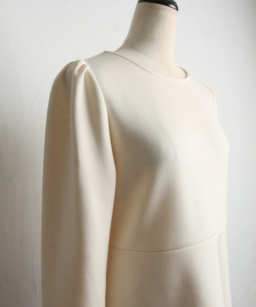 &. NOSTALGIA（アンドドットノスタルジア）の「【ZOZO限定】スカラップペプラムトップス（Tシャツ/カットソー・レディース・ブラック/アイボリー・FREE）」の10枚目の写真