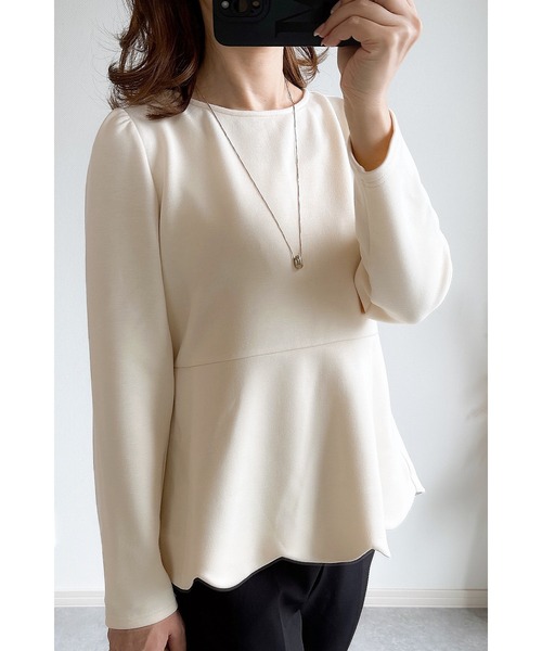 &. NOSTALGIA（アンドドットノスタルジア）の「【ZOZO限定】スカラップペプラムトップス（Tシャツ/カットソー・レディース・ブラック/アイボリー・FREE）」の3枚目の写真