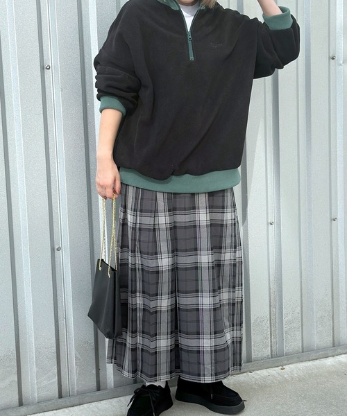 LEPSIM（レプシィム）の「【DISCUS／ディスカス】ハーフZIPプルオーバー　906618（Tシャツ/カットソー・レディース・ブラック/ライトブルー/アイボリー/ブルー・FREE）」の9枚目の写真