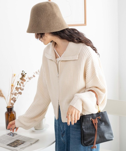 WEGO(ウィゴー)の「WEGO/ダブルジップショートカーデ(カーディガン/ボレロ・レディース・アイボリー/ブラック/ブルー/ベージュ・FREE)」の12枚目の写真