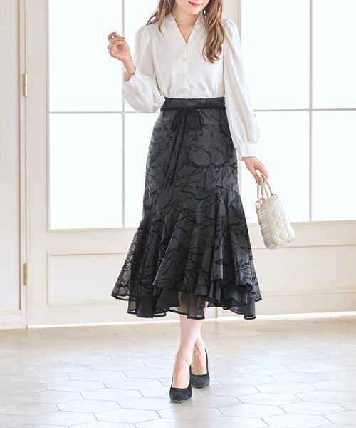 tocco closet(トッコ クローゼット)の「パール釦スタンドスキッパーブラウス(シャツ/ブラウス・レディース・ブラック/オフホワイト・M)」の7枚目の写真