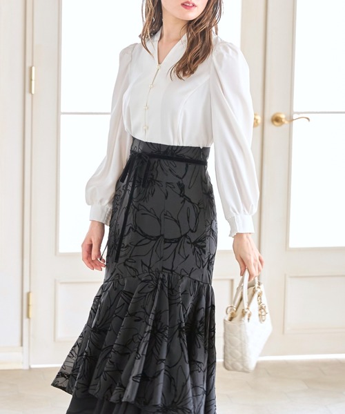 tocco closet(トッコ クローゼット)の「パール釦スタンドスキッパーブラウス(シャツ/ブラウス・レディース・ブラック/オフホワイト・M)」の8枚目の写真