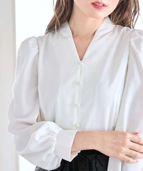 tocco closet(トッコ クローゼット)の「パール釦スタンドスキッパーブラウス(シャツ/ブラウス・レディース・ブラック/オフホワイト・M)」の12枚目の写真