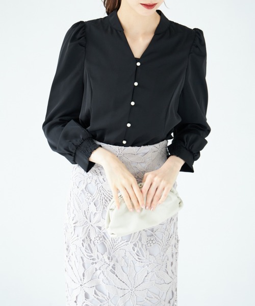 tocco closet(トッコ クローゼット)の「パール釦スタンドスキッパーブラウス(シャツ/ブラウス・レディース・ブラック/オフホワイト・M)」の16枚目の写真