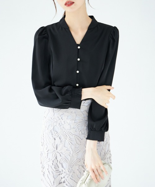 tocco closet(トッコ クローゼット)の「パール釦スタンドスキッパーブラウス(シャツ/ブラウス・レディース・ブラック/オフホワイト・M)」の18枚目の写真
