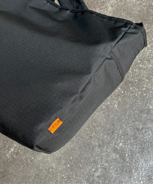 CPCM（シーピーシーエム）の「アソート2WAYビッグショルダー（ショルダーバッグ・メンズ・アイボリー/ブラック/カーキ/オフホワイト/ベージュ・FREE）」の17枚目の写真