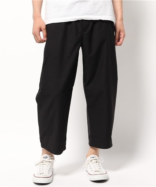 WHO'S WHO gallery（フーズフーギャラリー）の「【GIGGER】ビッグタックイージーパンツ（その他パンツ・メンズ・ベージュ/カーキ/ブラック・FREE）」の2枚目の写真