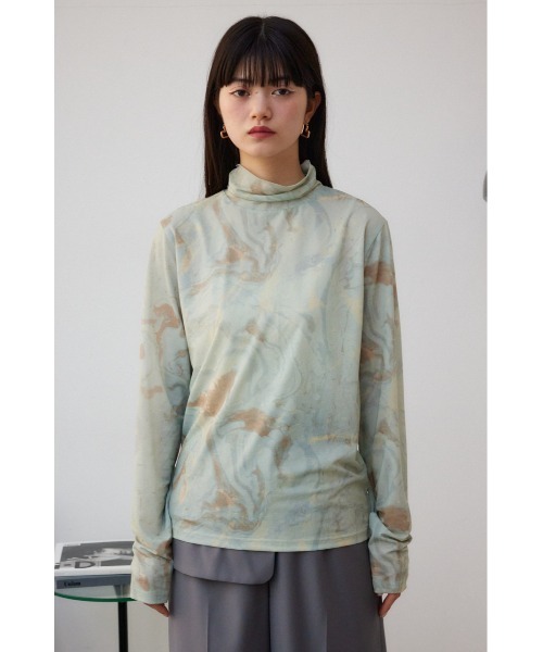AZUL by moussy（アズールバイマウジー）の「マーブルシアートップス（Tシャツ/カットソー・レディース・ブルー系その他/グリーン系その他・FREE）」の4枚目の写真