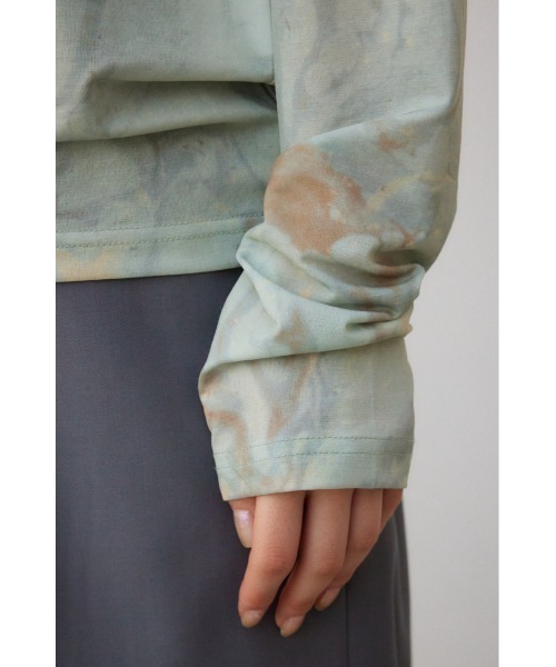 AZUL by moussy（アズールバイマウジー）の「マーブルシアートップス（Tシャツ/カットソー・レディース・ブルー系その他/グリーン系その他・FREE）」の9枚目の写真