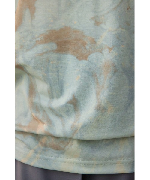 AZUL by moussy（アズールバイマウジー）の「マーブルシアートップス（Tシャツ/カットソー・レディース・ブルー系その他/グリーン系その他・FREE）」の10枚目の写真