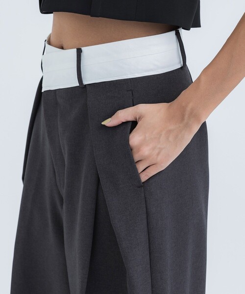 STUDIOUS（ステュディオス）の「【STUDIOUS/ステュディオス】タックトラウザーパンツ（その他パンツ・レディース・ブラック/ライトベージュ/ダークグレー・1/2）」の19枚目の写真