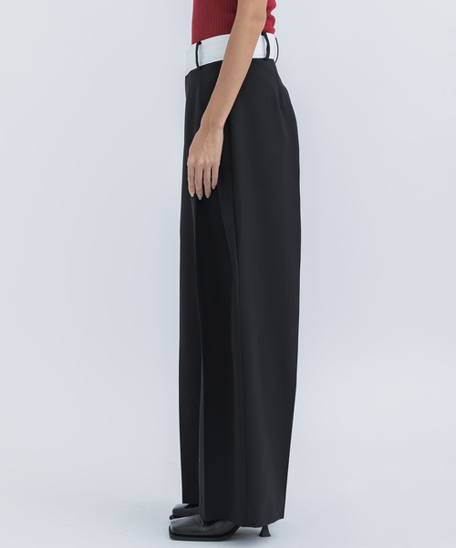 STUDIOUS（ステュディオス）の「【STUDIOUS/ステュディオス】タックトラウザーパンツ（その他パンツ・レディース・ブラック/ライトベージュ/ダークグレー・1/2）」の8枚目の写真