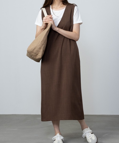 NAVY(ネイビー)の「NAVY杢調麻ライクワンピース+インナーTシャツSET アンサブル(ワンピース・レディース・ブラック/カーキ/ブラウン・S/M/L/XL)」の1枚目の写真