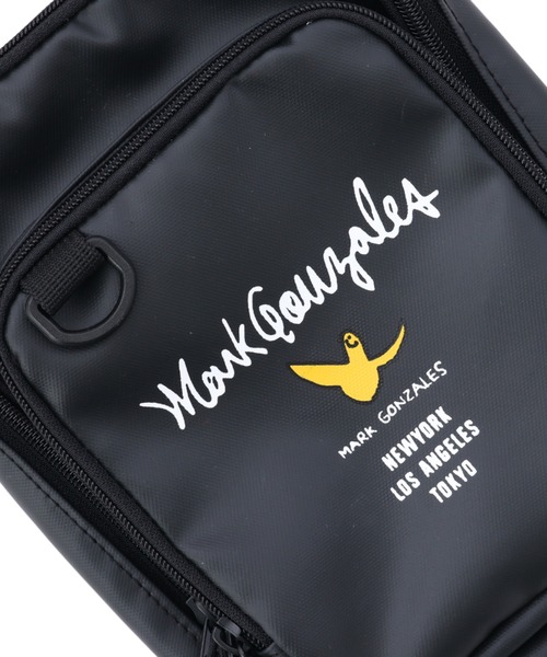 MASSIVE STORE(マッシブストア)の「【Mark Gonzales/マーク・ゴンザレス】タテミニショルダー(ショルダーバッグ・メンズ・ホワイト/ブラック・FREE)」の5枚目の写真