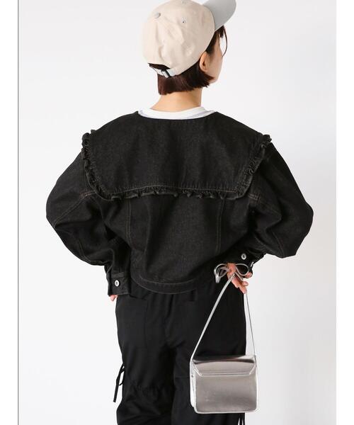 ehka sopo（エヘカソポ）の「フリル襟デニムジャケット（ノーカラージャケット・レディース・オフホワイト/ネイビー/ブラック・F）」の4枚目の写真