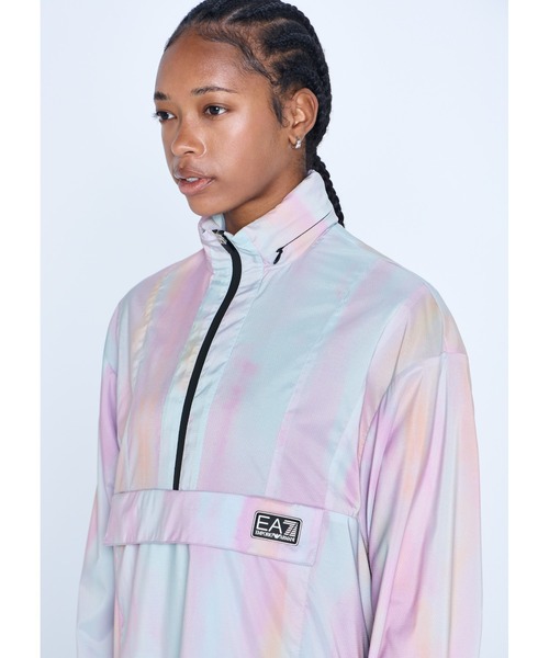 EMPORIO ARMANI EA7（エンポリオアルマーニイーエーセブン）の「【エンポリオ アルマーニ EA7】Dynamic Athlete ジャケット VENTUS7テクニカルファブリック（ナイロンジャケット・レディース・その他1・MEDIUM/SMALL/X-SMALL/LARGE）」の5枚目の写真