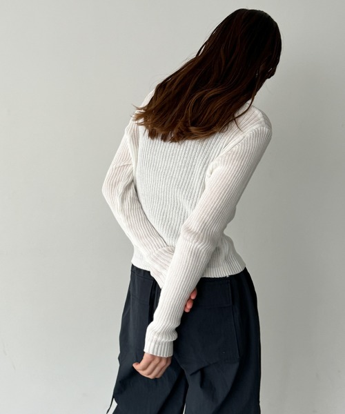 CANAL JEAN（キャナルジーン）の「El mar　リブスキッパーニットカーディガン（カーディガン/ボレロ・レディース・ベージュ/ブラック/アイボリー・ONE SIZE）」の12枚目の写真