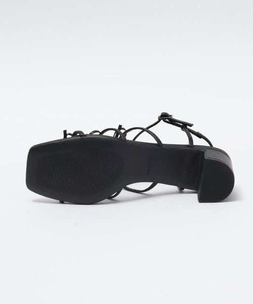 LOWRYS FARM（ローリーズファーム）の「リボンヒールサンダル 110309（サンダル・レディース・シルバー/ブラック・MEDIUM/LARGE）」の22枚目の写真