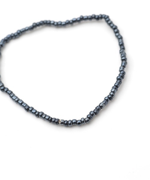 チチカカ(チチカカ)の「ミックスビーズブレスレット(ブレスレット・レディース・グレー/ホワイト・FREE)」の7枚目の写真