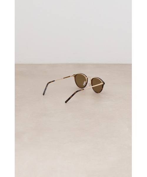 AZUL by moussy（アズールバイマウジー）の「メタルブリッジアイウェア（サングラス・レディース・ブラック/クリア/ブラウン・FREE）」の19枚目の写真
