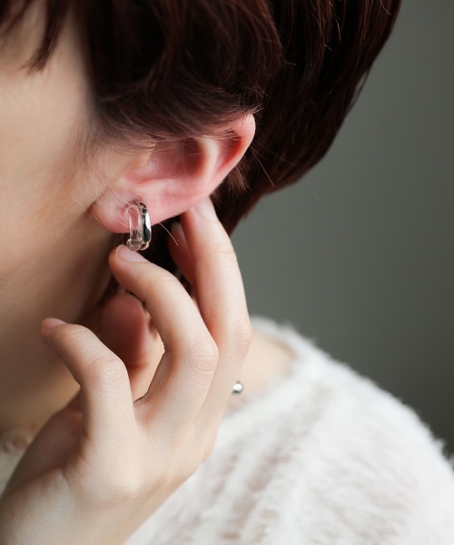 select MOCA（セレクトモカ）の「【ZOZO限定】クリアカーブセットイヤリング（イヤリング・レディース・ゴールド/シルバー・FREE）」の9枚目の写真