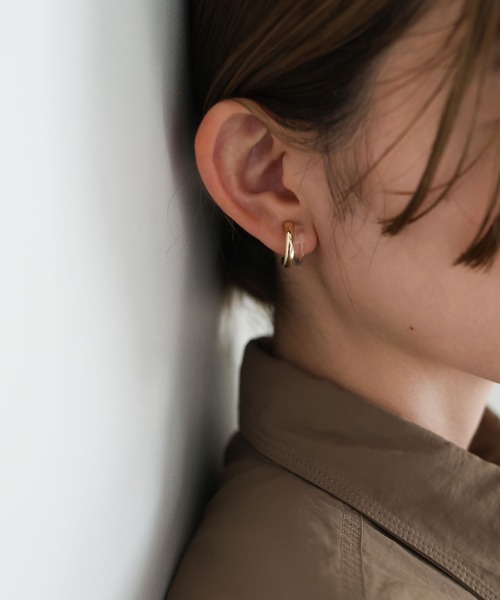 select MOCA（セレクトモカ）の「【ZOZO限定】クリアカーブセットイヤリング（イヤリング・レディース・ゴールド/シルバー・FREE）」の18枚目の写真