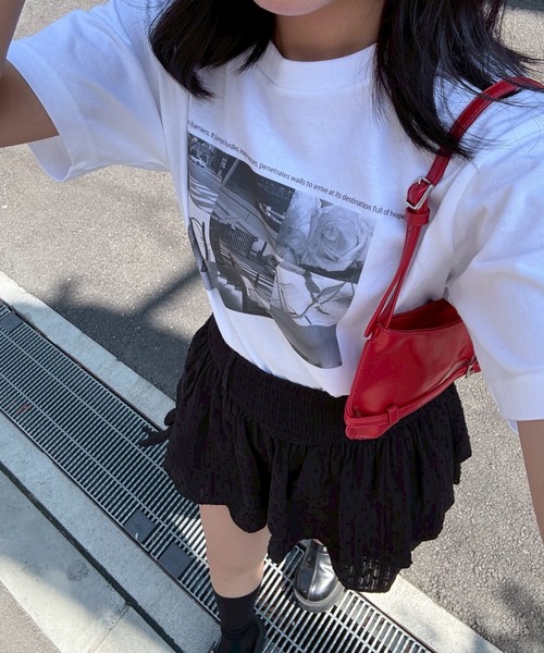 fiere(フィエール)の「モノクロフォトプリントTシャツ(Tシャツ/カットソー・レディース・ホワイト/A・M/L/MEDIUM/LARGE)」の11枚目の写真