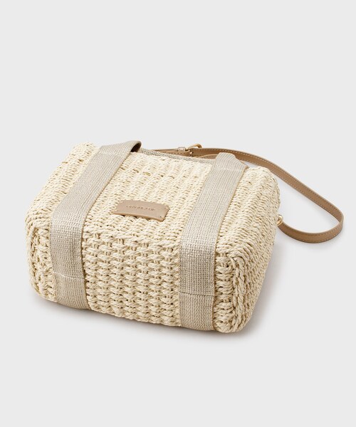 OPAQUE.CLIP(オペークドットクリップ)の「◆【2WAY】スクエアミドルペーパーかごバッグ(ショルダーバッグ・レディース・シルバー/ベージュ/ゴールド・00)」の8枚目の写真