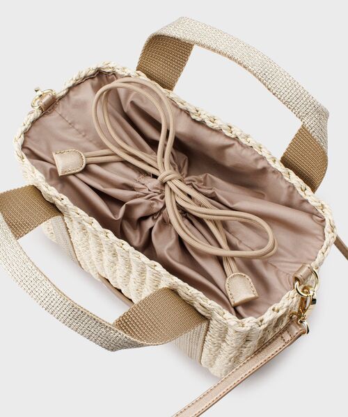 OPAQUE.CLIP(オペークドットクリップ)の「◆【2WAY】スクエアミドルペーパーかごバッグ(ショルダーバッグ・レディース・シルバー/ベージュ/ゴールド・00)」の13枚目の写真