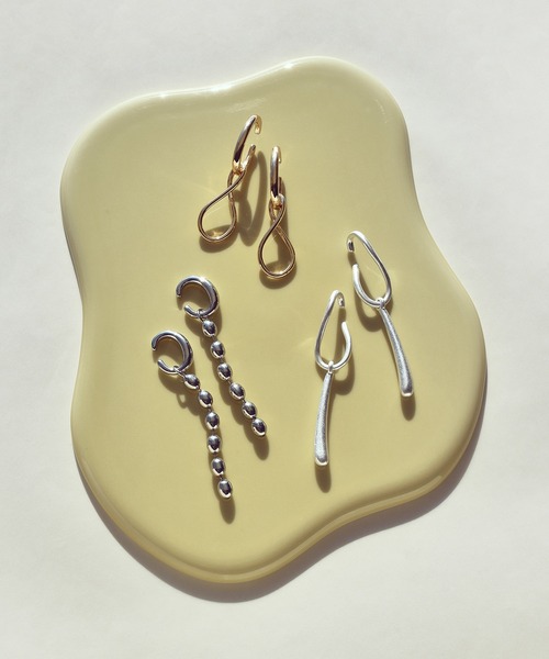 GOLDY（ゴールディ）の「スウィング スピーシーズ ニュアンス イヤーカフ（イヤーカフ・レディース・シルバー/ゴールド/シルバー系その他/ゴールド系その他・FREE）」の9枚目の写真