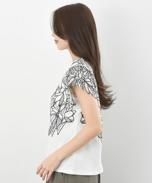 rps（アールピーエス）の「フラワーレース袖リブＴシャツ（Tシャツ/カットソー・レディース・オフホワイト/ブラック/シルバーグレー・フリー）」の5枚目の写真