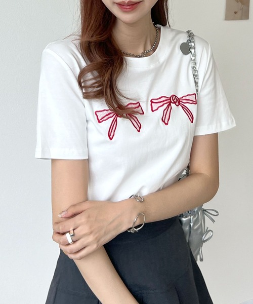 Futier land(フューティアランド)の「【コットン100%】ダブル刺繍リボンロゴTシャツ(Tシャツ/カットソー・レディース・ブラック/ホワイト・FREE)」の22枚目の写真