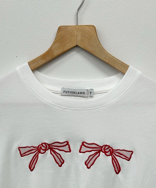 Futier land(フューティアランド)の「【コットン100%】ダブル刺繍リボンロゴTシャツ(Tシャツ/カットソー・レディース・ブラック/ホワイト・FREE)」の13枚目の写真